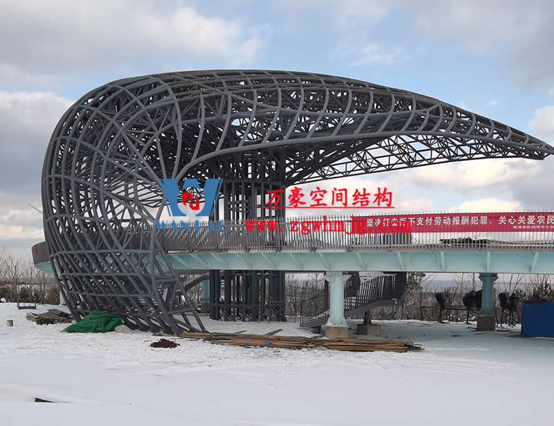 什么是異形鋼結(jié)構(gòu)？復(fù)雜空間異形鋼結(jié)構(gòu)該如何選擇廠家？
