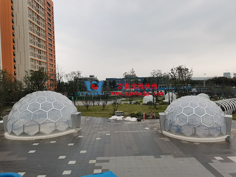 etfe膜結(jié)構(gòu)產(chǎn)品為何如此受歡迎？萬豪ETFE膜結(jié)構(gòu)公司為什么會(huì)得到大家的信賴？
