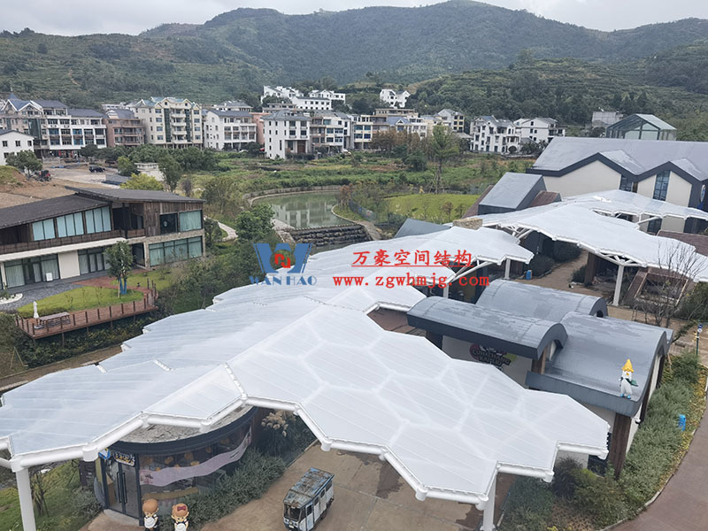 ETFE膜結(jié)構(gòu)建筑有哪些優(yōu)勢(shì)？ETFE膜結(jié)構(gòu)材料對(duì)比其他材料有哪些優(yōu)點(diǎn)？