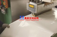 膜結構材料價格是多少？膜結構車棚材料一般怎么報價？