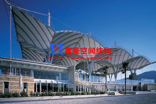 膜結構建筑安全指數(shù)高嗎？膜結構抵御惡劣天氣的能力如何？
