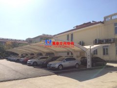 如何控制膜結(jié)構(gòu)車棚施工工序質(zhì)量？有哪些要點(diǎn)需要注意？