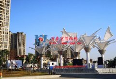 PTFE膜結(jié)構(gòu)冬季施工有哪些難題？為什么PTFE膜結(jié)構(gòu)工程在冬季施工會增加成本？